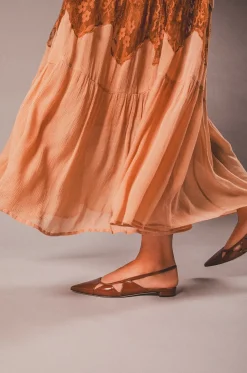 Ballerinas mit Fersenriemen aus glänzendem Leder Savona