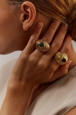 Geriffelter goldener Ring mit Malachit Reef