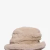 Hut aus synthetischem Pelz Cloche