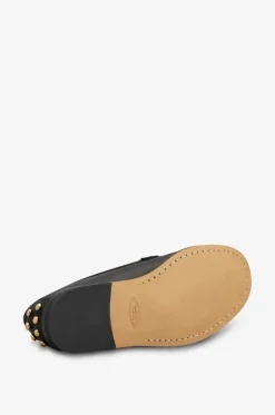 Mokassins aus Leder mit Nieten Slipper