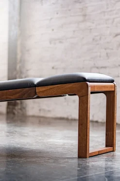 Multifunktionale 3-in-1-Bauchtrainerbank aus Nussbaum und Leder