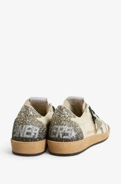 Niedrige Glatt- und Wildledersneakers mit Glitter Ball Star