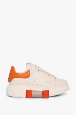 Niedrige Glattleder-Sneakers mit genarbtem Leder Oversized