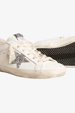 Niedrige Ledersneakers mit Glitter Super Star