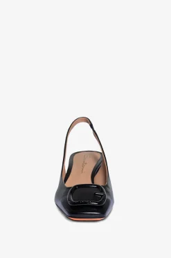Slingback-Pumps aus Glattleder mit Schnallendetail 50